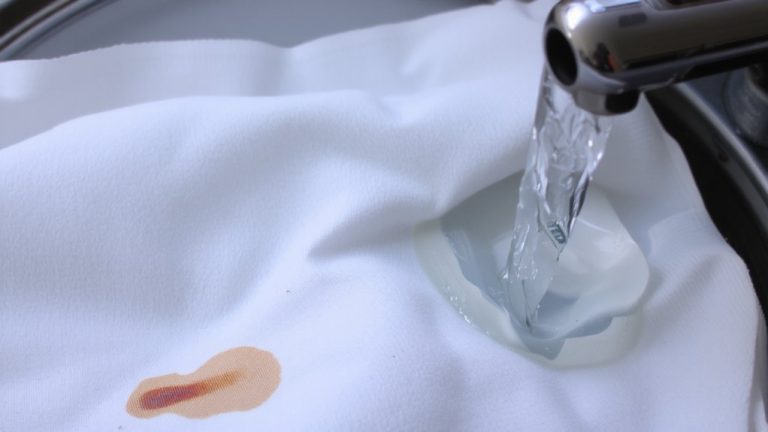 hot water removes stains