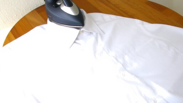 iron collar to cuffs