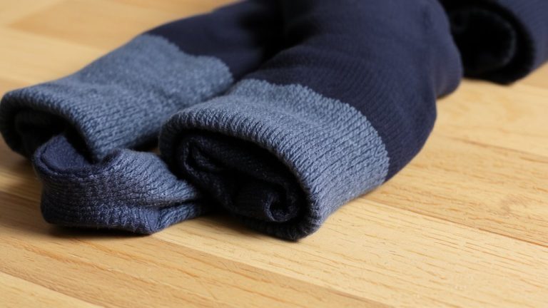 roll don t fold wool socks